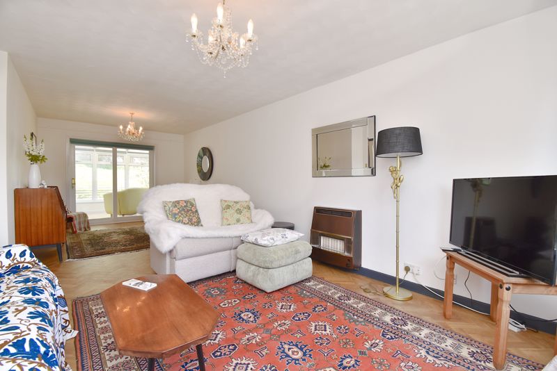 Sitting Room- click for photo gallery